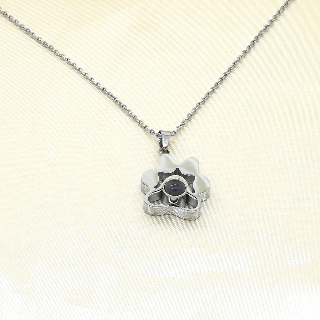 custom-photo-projection-cat-necklace-silver
