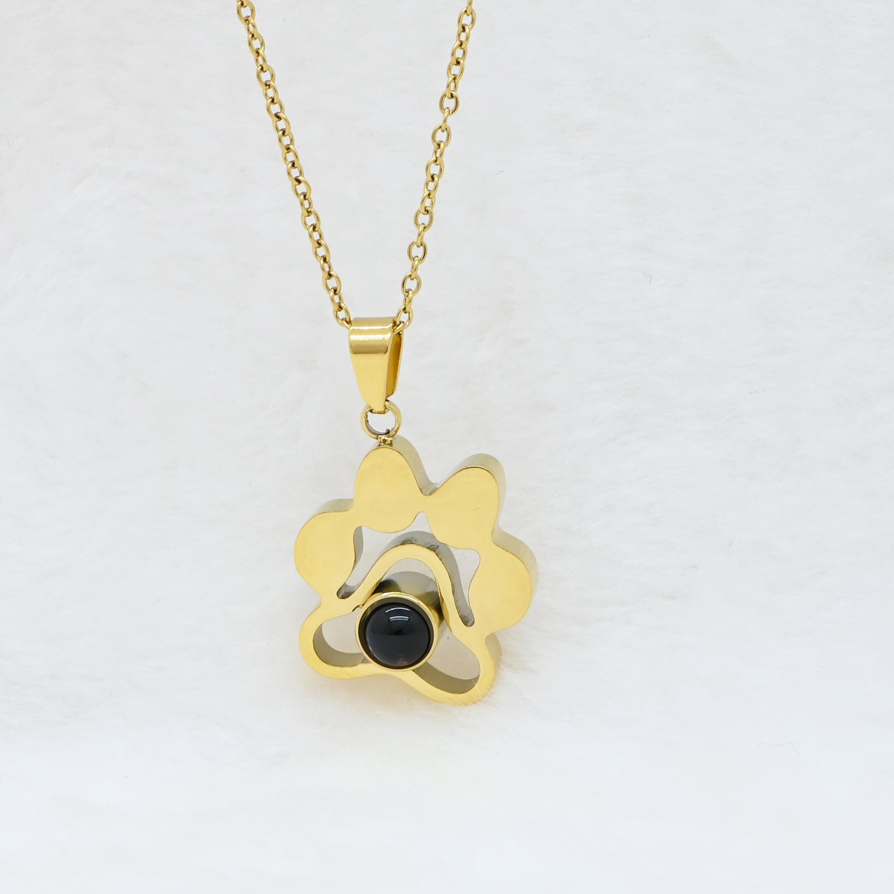 custom-photo-projection-paw-print-necklace-gold