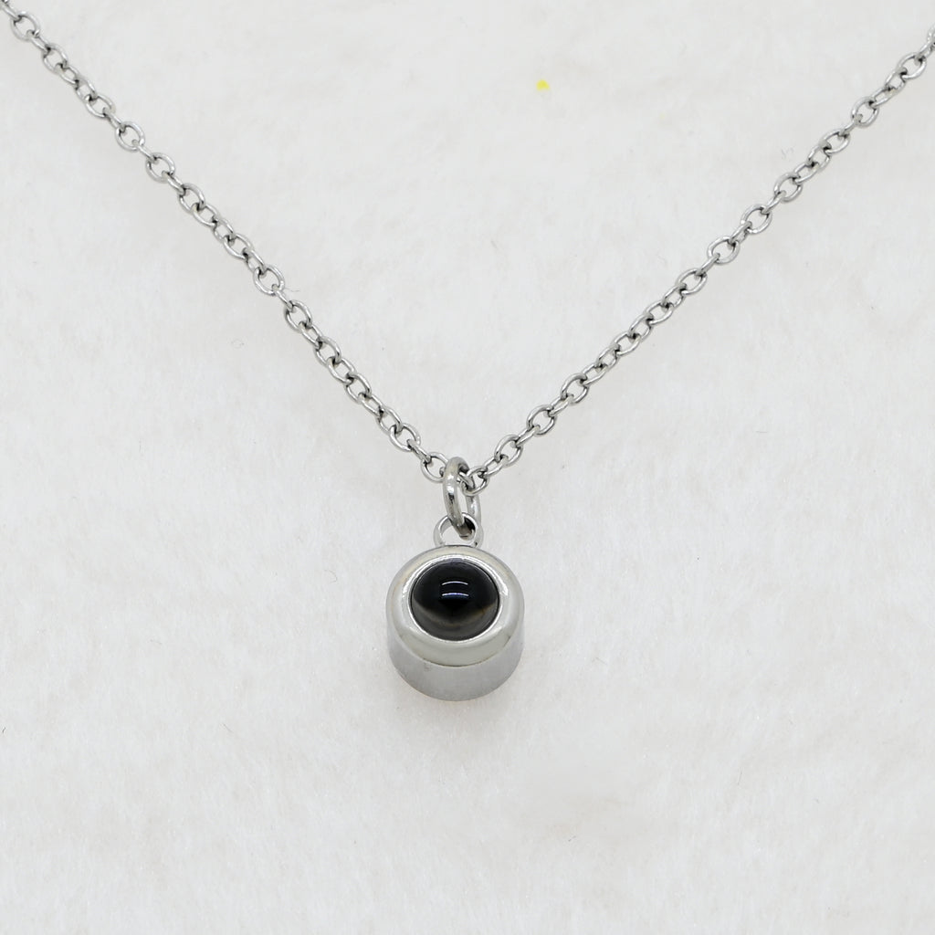 Minimalist Round Custom Photo Projection Necklace – Personalized Memorial Gift
