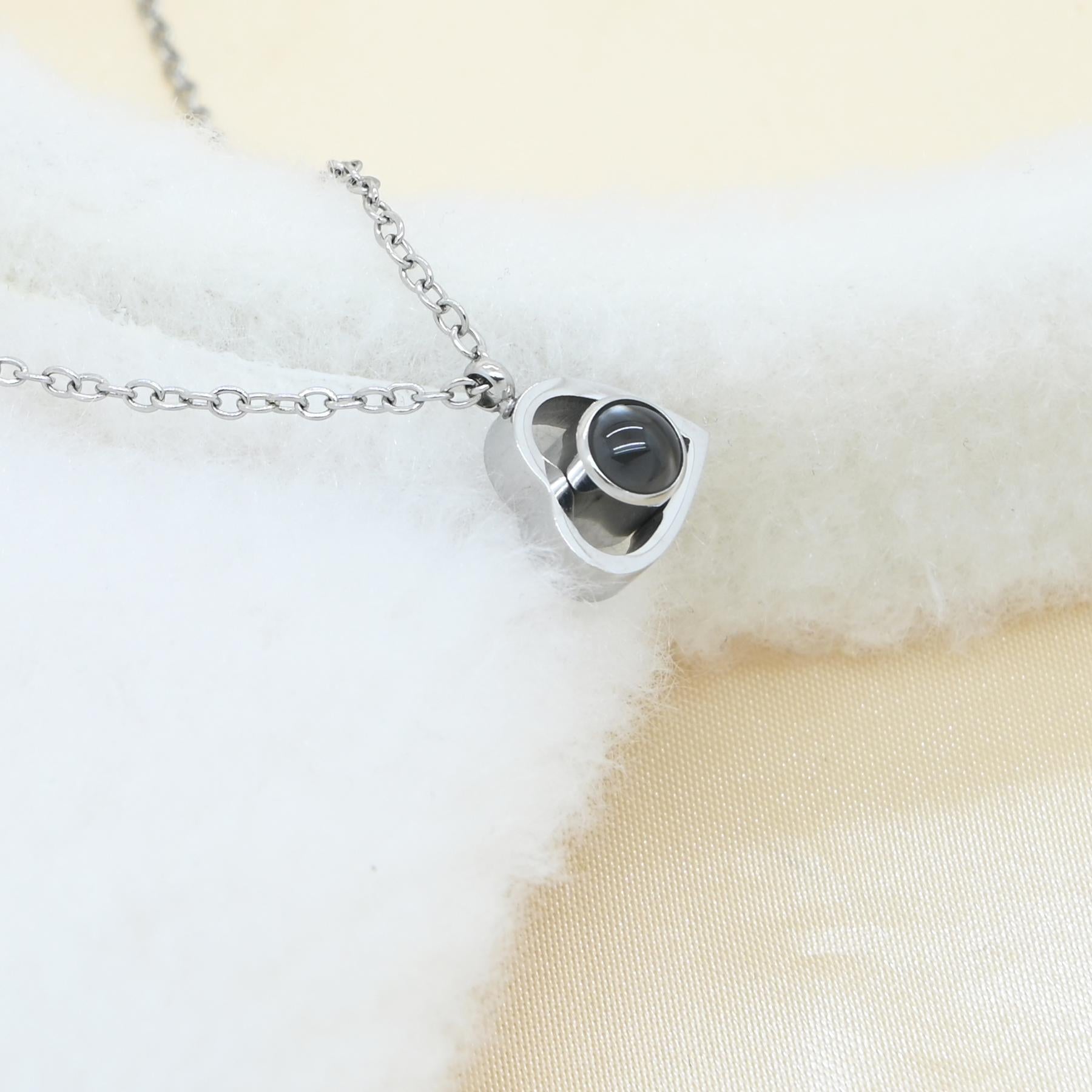 custom-photo-projection-heart-necklace-silver-with-cz