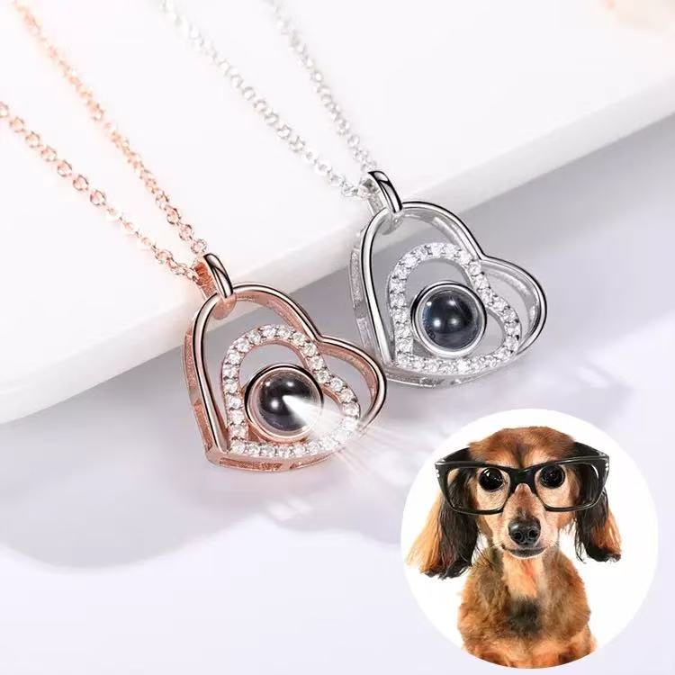 Custom Hollow Heart Photo Projection Necklace – Personalized Romantic Gift