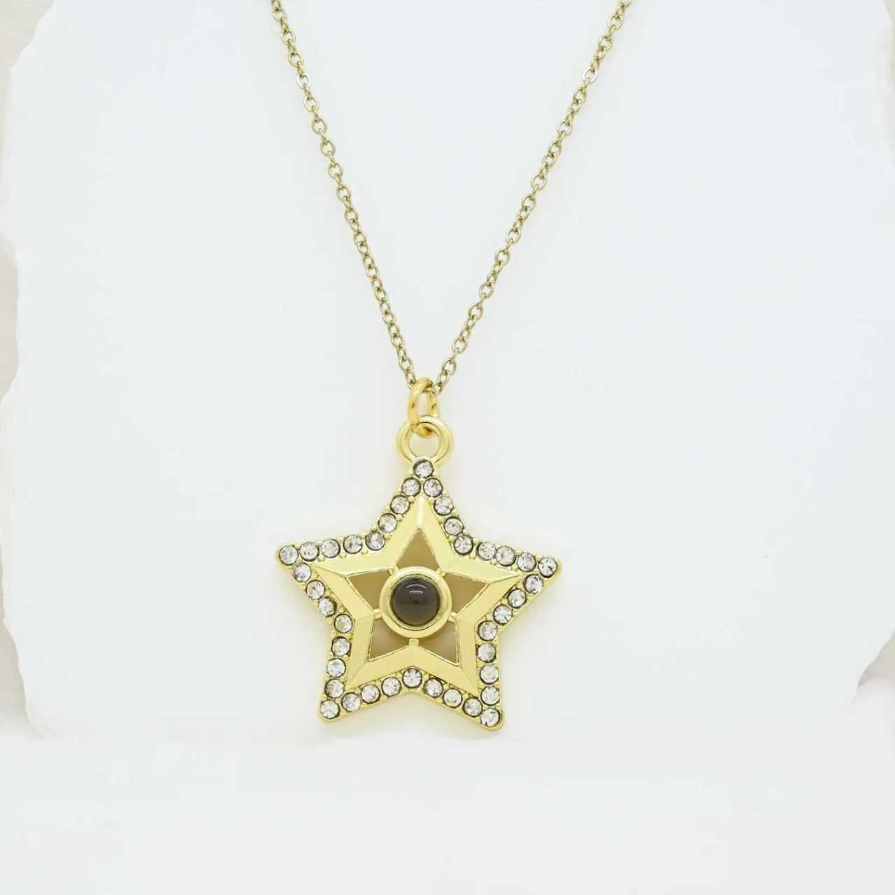 Custom Diamond Star Photo Projection Necklace – Dreamy Personalized Memorial Gift