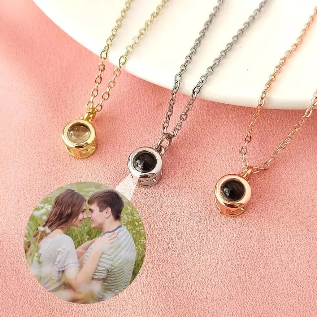 Custom Photo Projection Hollow Ball Necklace – Personalized Memory for Couples & Loved Ones